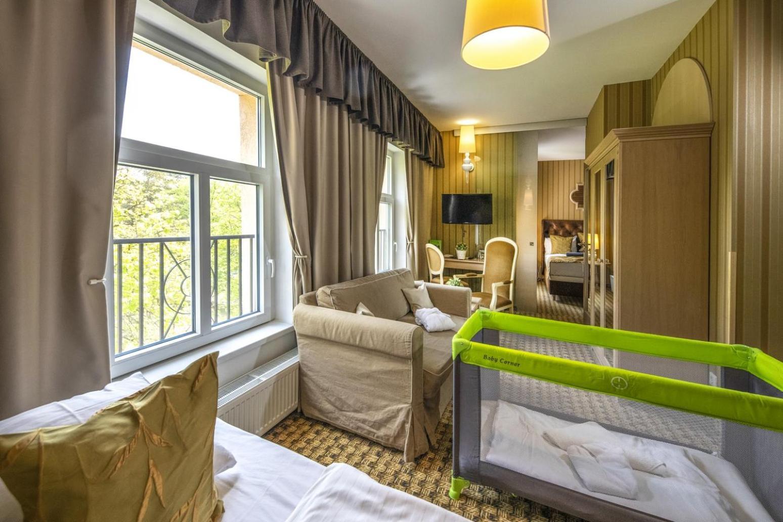 Oxigen Family Hotel Noszvaj Buitenkant foto